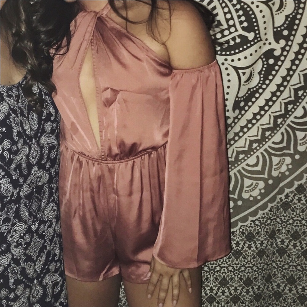 DUSTY ROSE ROMPER - Picture 3 of 3